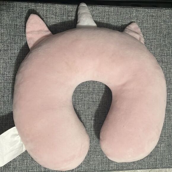 Prelovedd little girls pink unicorn horse head soft pillow rest - Picture 3 of 4
